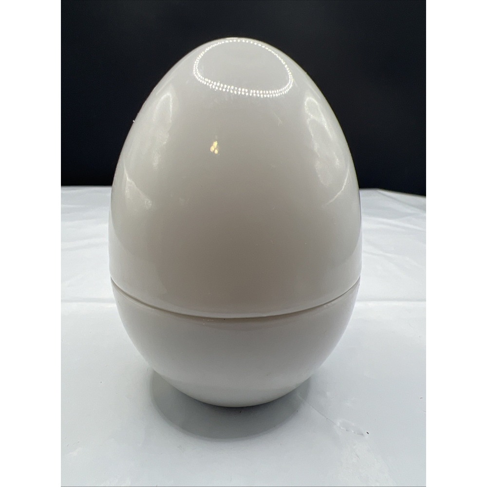 Vintage Avon Stacking Hard Boiled Egg Salt & Pepper Shaker Set Porcelain 1980s